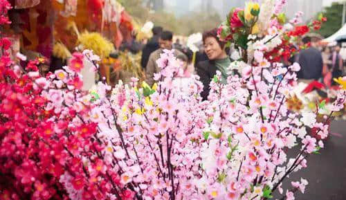 广东人嘅新年，都系从办年货开始