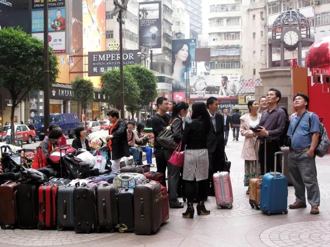 你所乘坐的广九直通车，即将抵达历史终点站……