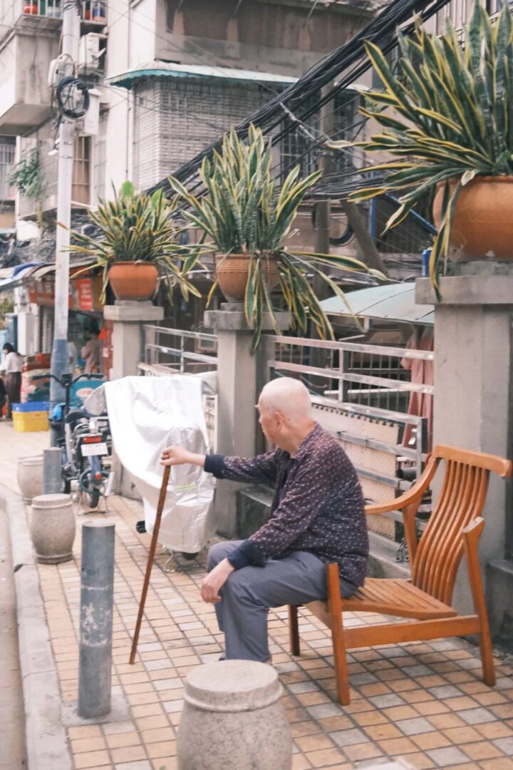 象岗山不是“小重庆”，她只是凝固了的旧广州……