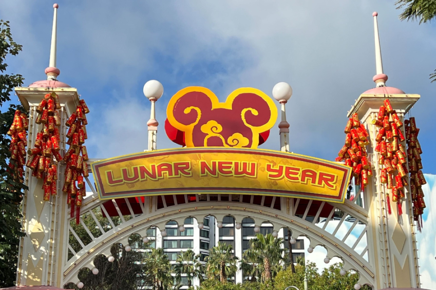 鬼佬把中国农历新年译作Lunar new year，错在哪里？